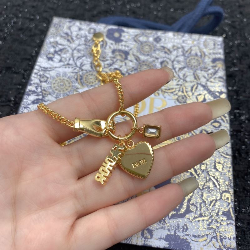 chr1st1an D10r necklaces